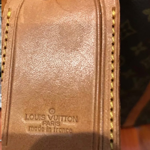 Authentic Vintage LV suitcase. SOLD - Picture 4 of 8